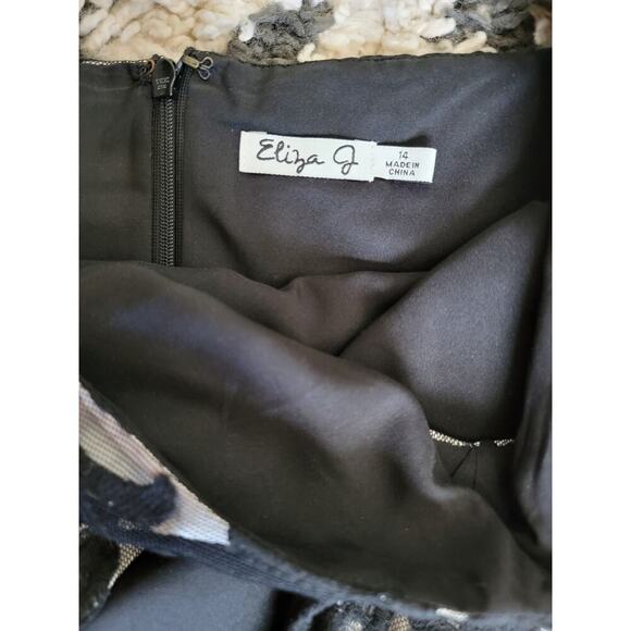 Eliza J Little Black Lace Overlay Cutout Pleated Sheath Cocktail Dress Size 14 - Picture 2 of 9